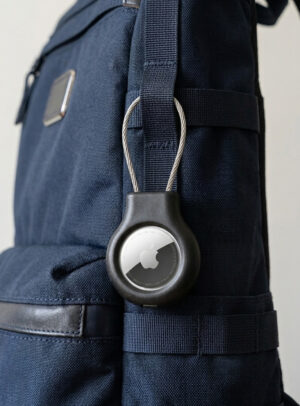 04_a Custodia di Sicurezza Heavy-Duty con Cavo in Acciaio per AirTag e Smart Tracker