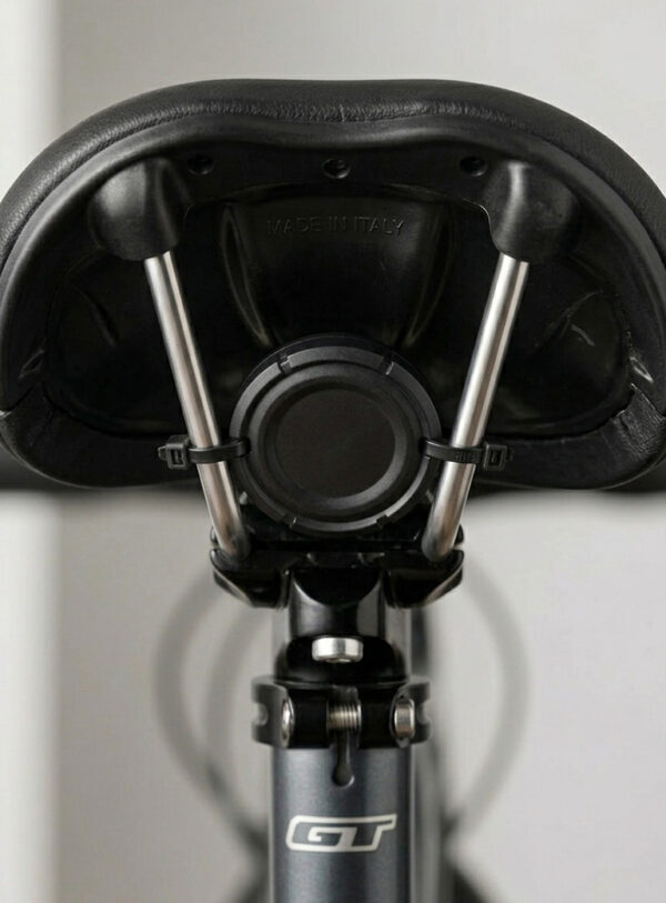 05_c Localizzatore Smart Tag Magnetico o a Fascette per Due Ruote (per Apple e Android)